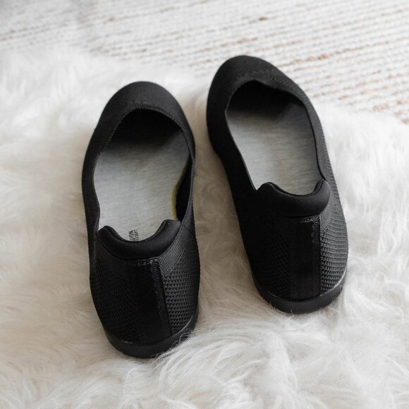 Clarks Cloudsteppers Carly Wish Flats Women’s Size 8.5 Black Comfort Slip-Ons - Picture 4 of 7